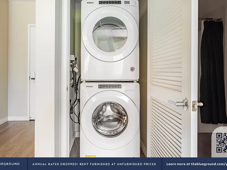 Washer/Dryer in Apartment