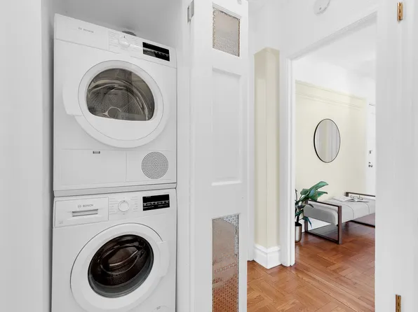 505 West End Avenue image 10 of 13