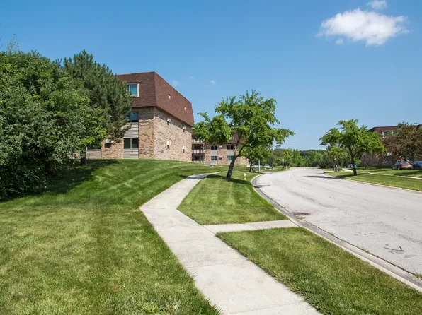 Edgewater Walk, 16703 Lakewood Dr #1, Tinley Park, IL 60477