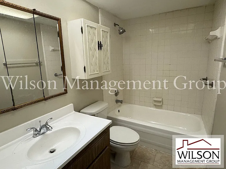 1241 Heritage Ln — Photo 14