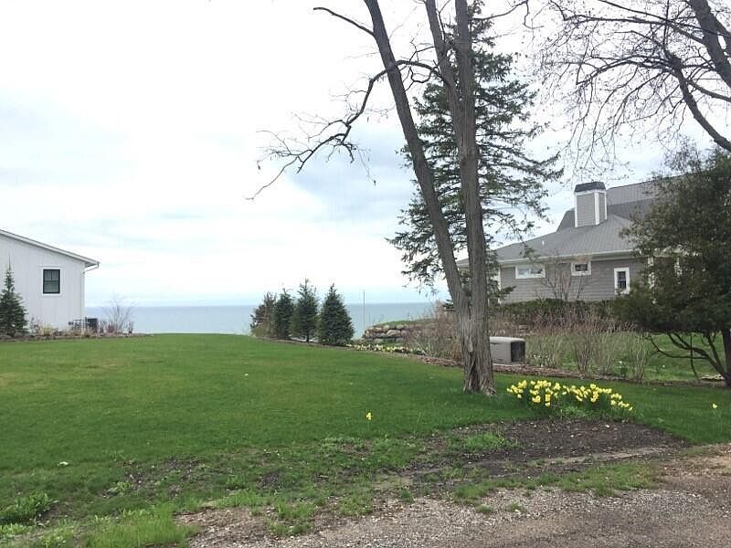 1st image of 87-89 Lake Shore Dr