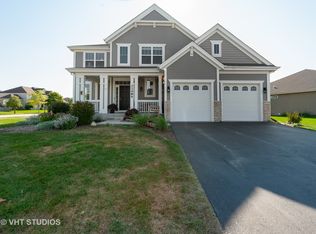 11484 Richmond Ln, Huntley, IL 60142