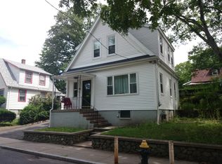 30 Edgemere Rd, West Roxbury, MA 02132