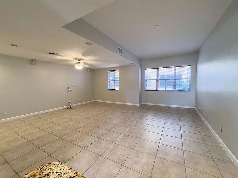 2322 Vintage Dr — Photo 42