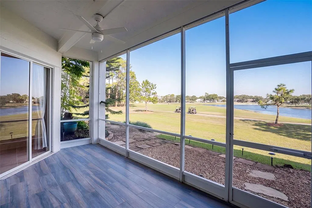2 bed, 2.0 bath, 1163 sqft, $2,900 — Photo 2
