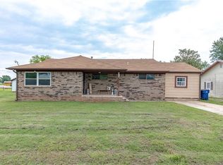 305 S Main St, Alex, OK 73002