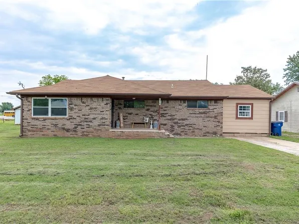 305 S Main St, Alex, OK 73002