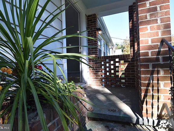 4th image of 7104 Judith Ave