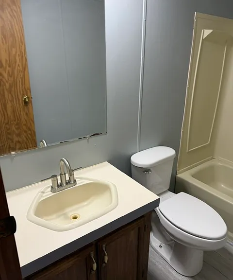 1333 White Oak St — Photo 1