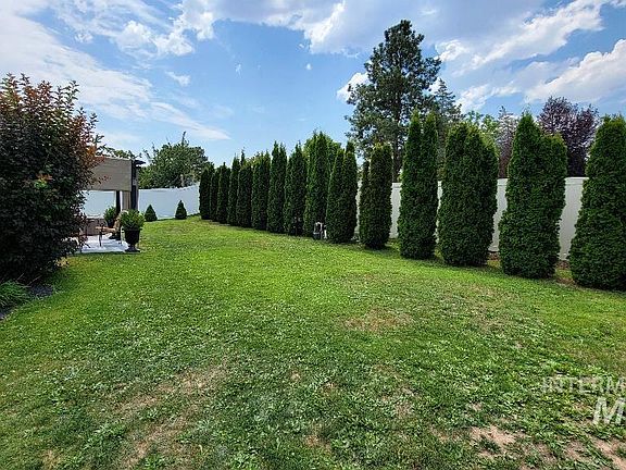 5th image of 501 W Palmer Dr