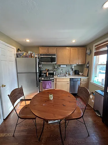 735 Somerville Ave #1L Photo 1