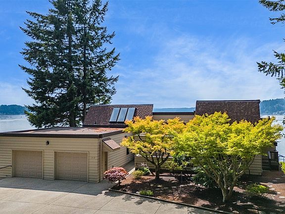 4th image of 13112 Purdy Drive NW