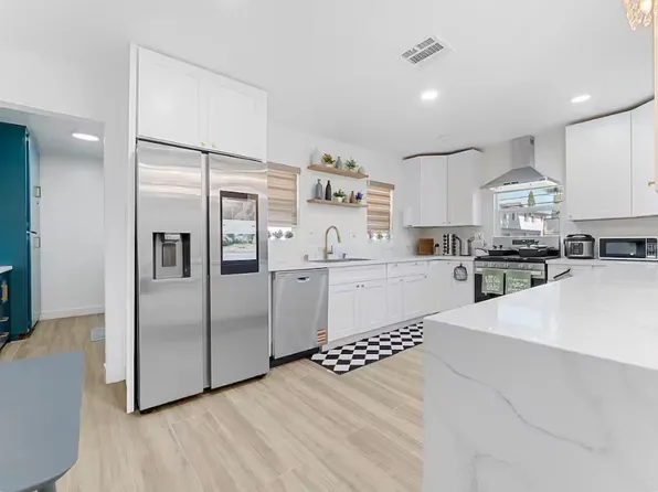 8231 9th St #A, Buena Park, CA 90621