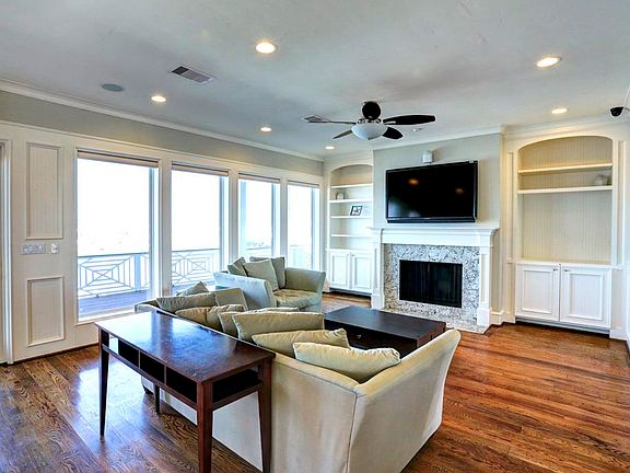 5th image of 4115 Sea Grass Ln