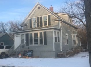 520 7th St NE, Minot, ND 58703