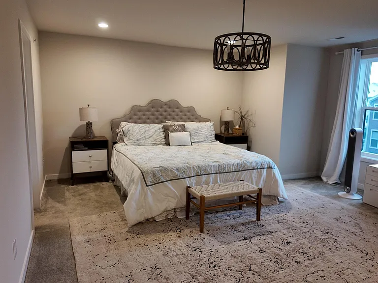148 Kennedy Dr — Photo 16