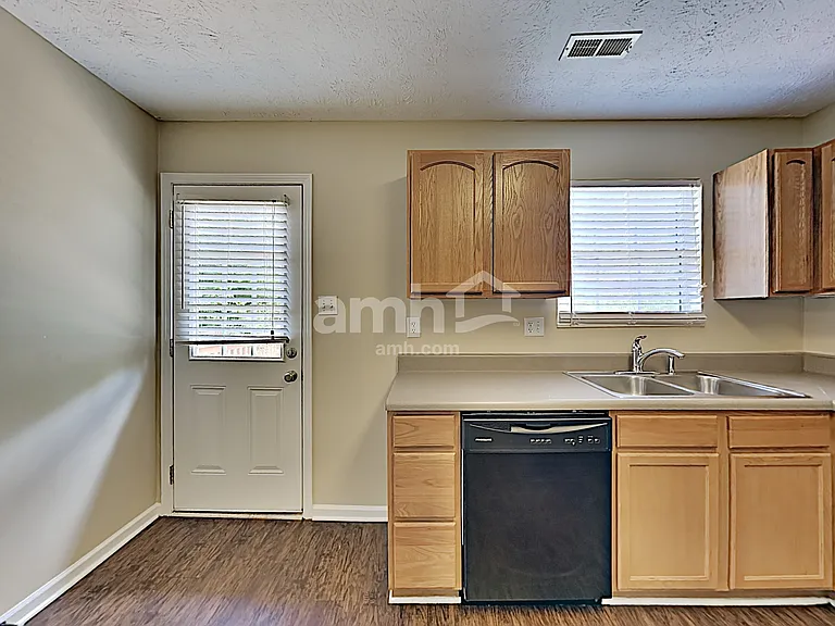 7718 Edith Keeler Ln — Photo 4