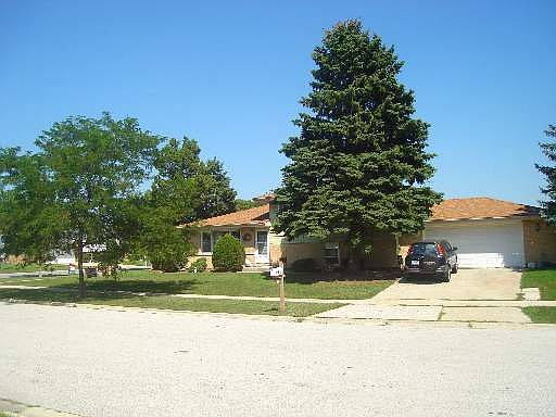 1st image of 6513 W 179th St