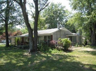 10900 Grafton Hall Rd, Louisville, KY 40272
