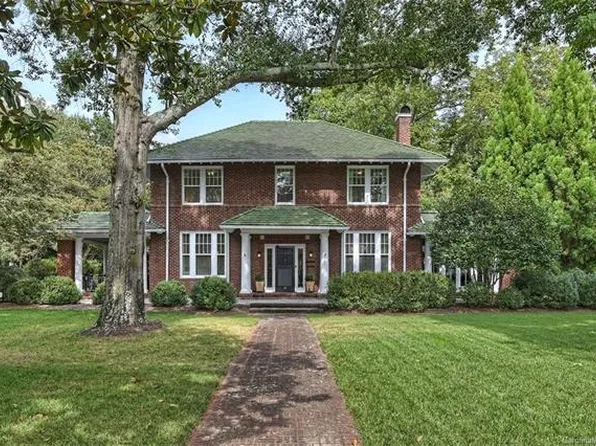 34 Spring St NW, Concord, NC 28025