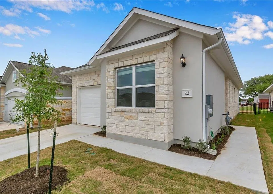 2800 Joe Dimaggio Blvd #22