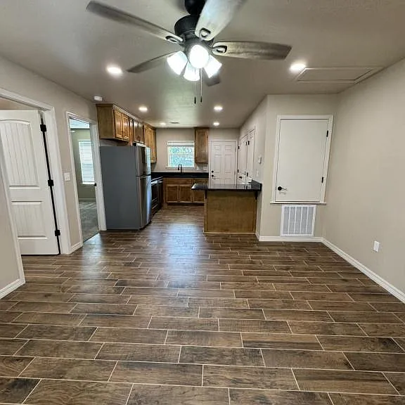 1552 N Heritage Ln — Photo 3