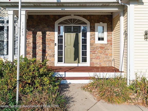 5th image of 11245 Jerryson Dr