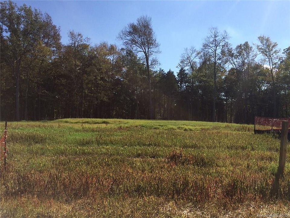 1st image of 217 Walkers Bluff Ct #27