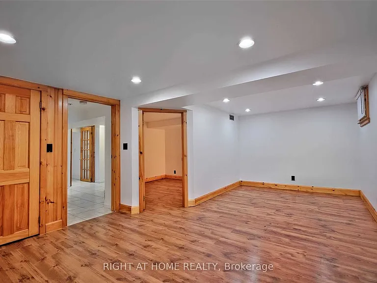 206 Gamma St — Photo 23
