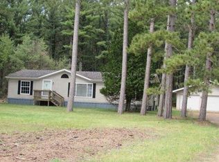 W3658 Blackhawk Ave, Redgranite, WI 54970