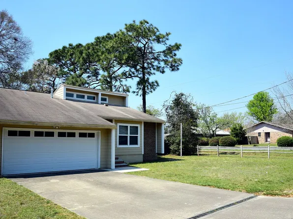 81 Cutter Ln, Shalimar, FL 32579