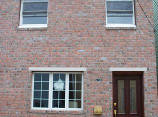 1918 Larkins Way, Pittsburgh, PA