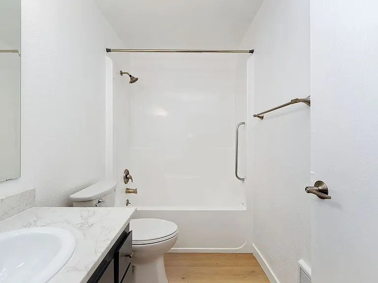 Ponderosa East — Photo 18