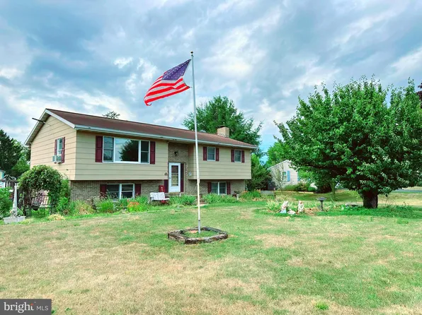 7195 Angle Rd, Chambersburg, PA 17202