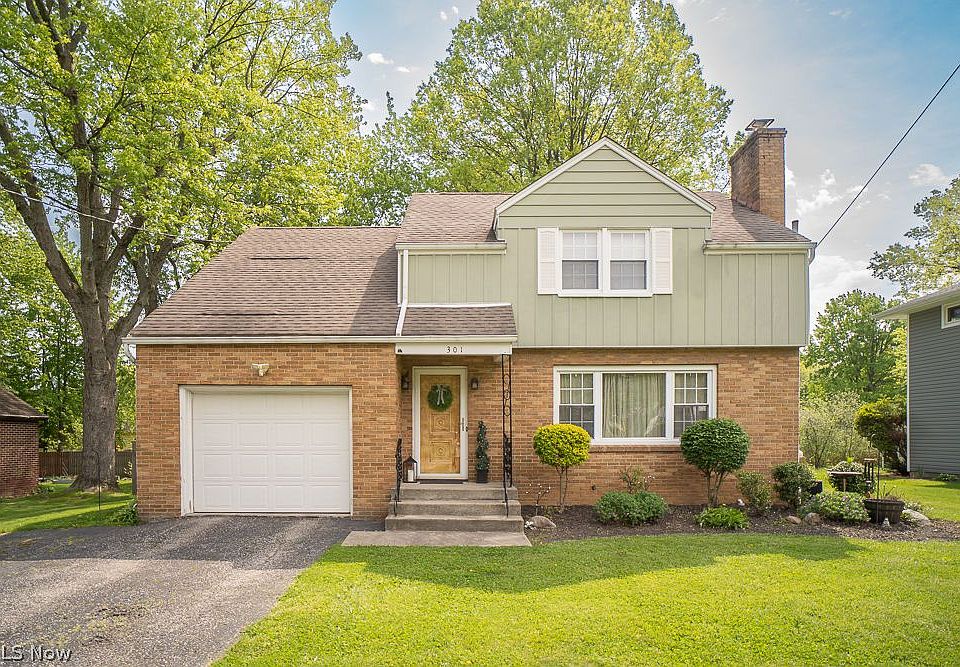 1st image of 301 Pembroke Rd
