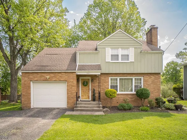 301 Pembroke Rd, Akron, OH 44333