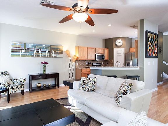 4th image of 602 51st Ave N #1
