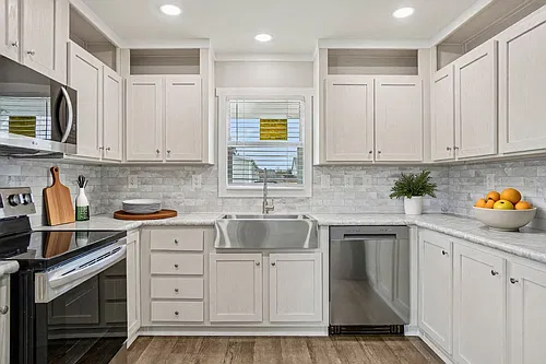 Floor plan $79,995 | Acorn 42 | Buy