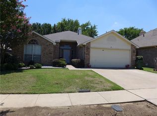 5202 Rio Bravo Dr, Arlington, TX 76017