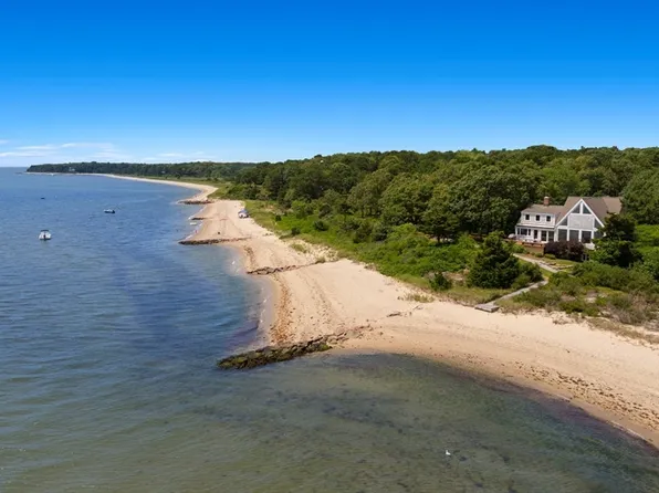 1360 Main St, Barnstable, MA 02630