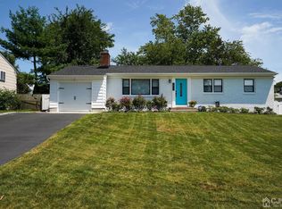 1052 Juniper Pl, Toms River, NJ