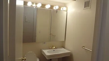 Rented by Royal Operation System