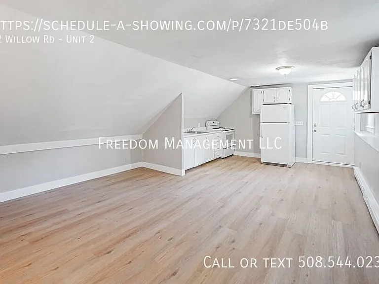 62 Willow Rd #2 — Photo 2