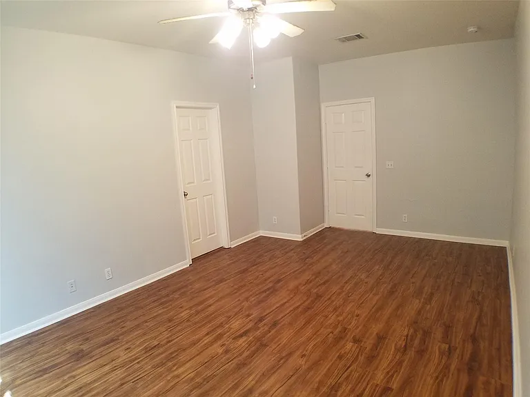 2500 Allred Dr #B — Photo 5