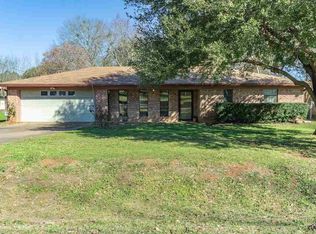 1022 Corinth Rd, Jacksonville, TX 75766