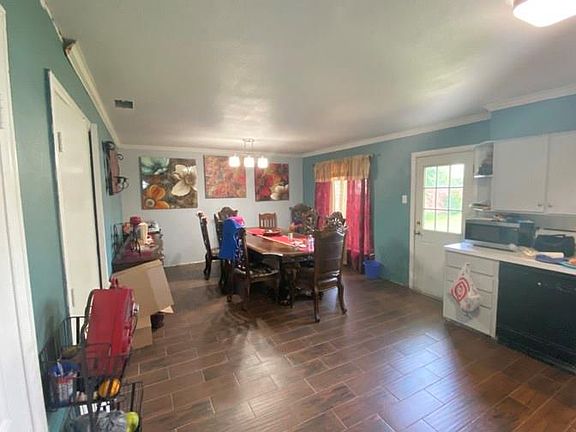 3rd image of 1603 Donna Dr
