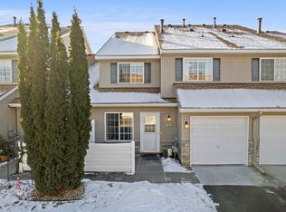 8279 Delaney Dr #18, Inver Grove Heights, MN 55076