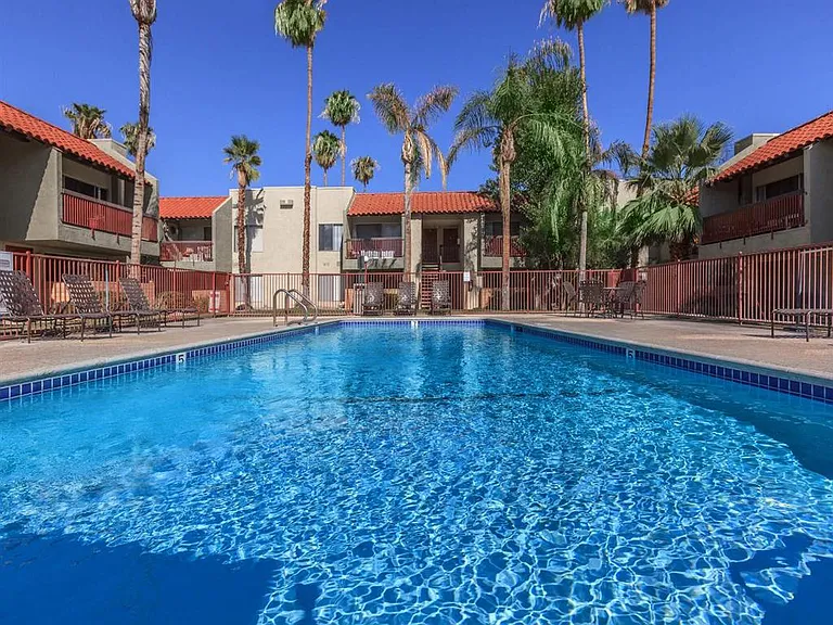 Sage Courtyard Apartments — Photo 18