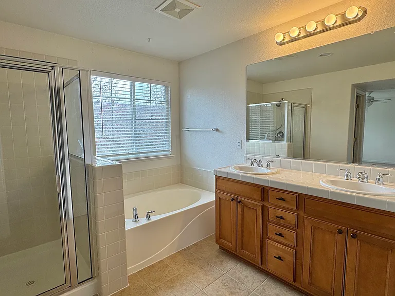 6682 Panther Creek Dr — Photo 20