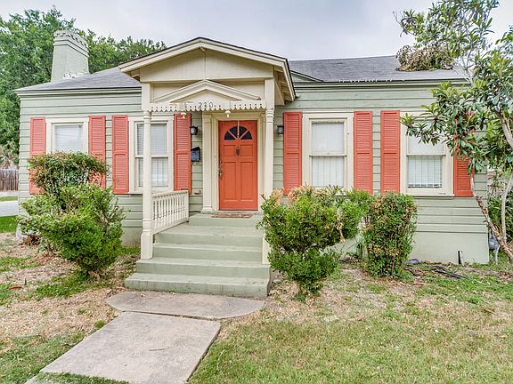 4th image of 230 Carnahan St